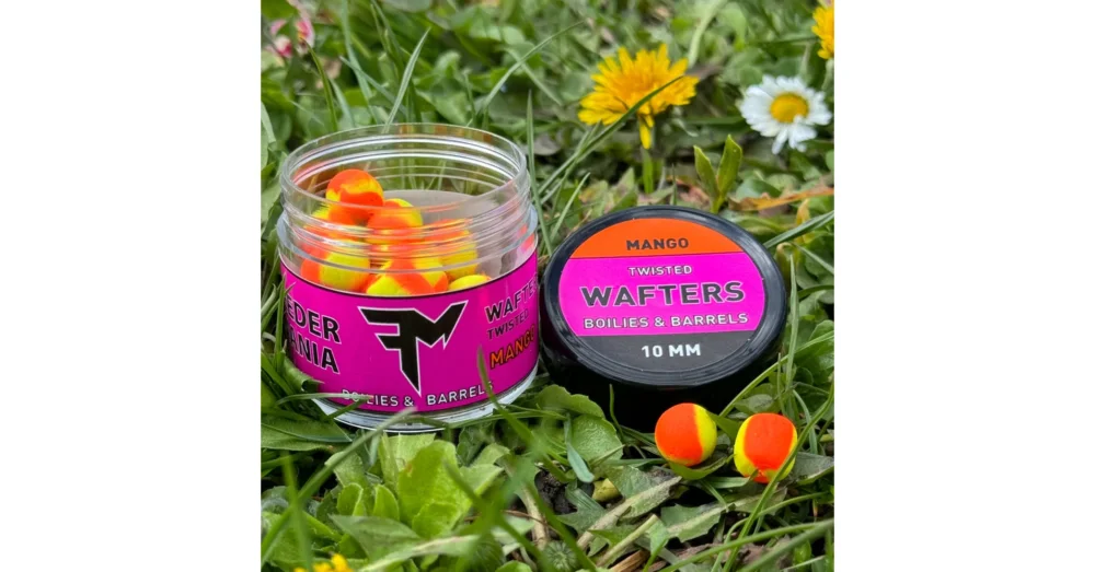Árengedmény FEEDERMÁNIA Wafters Twisted Boilies & Barrels 10mm Mango