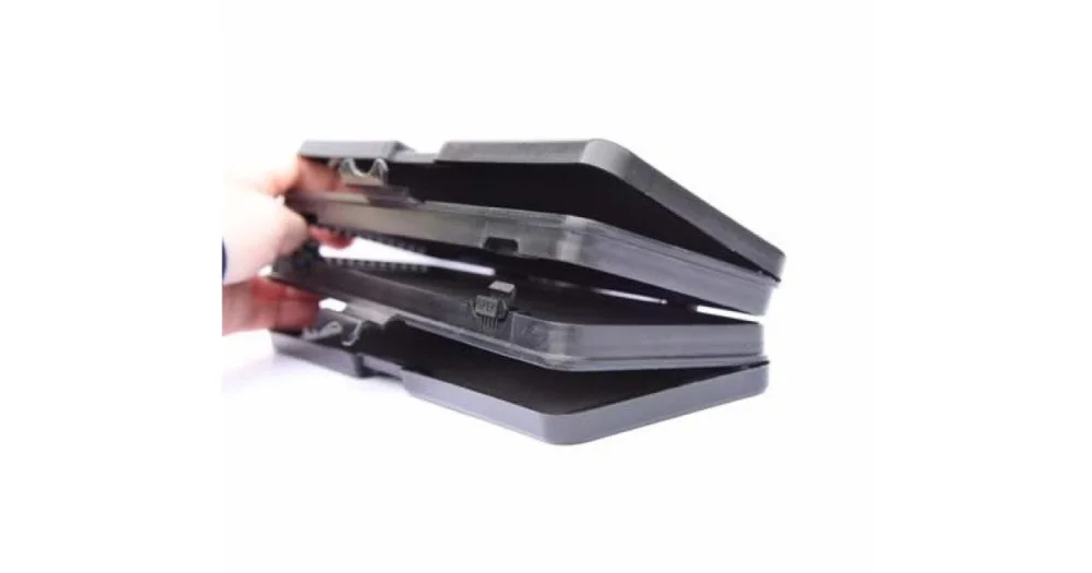 Kedvezmény Carp Zoom Hat oldalú előketartó horgászdoboz, 24,5x9x4,3 cm (cz9705)
