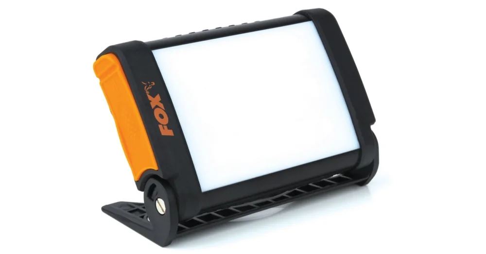 FOX HALO POWER MULTI LIGHT SOKOLDALÚ LED LÁMPA ÉS POWERBANK Vásárlói kedvenc